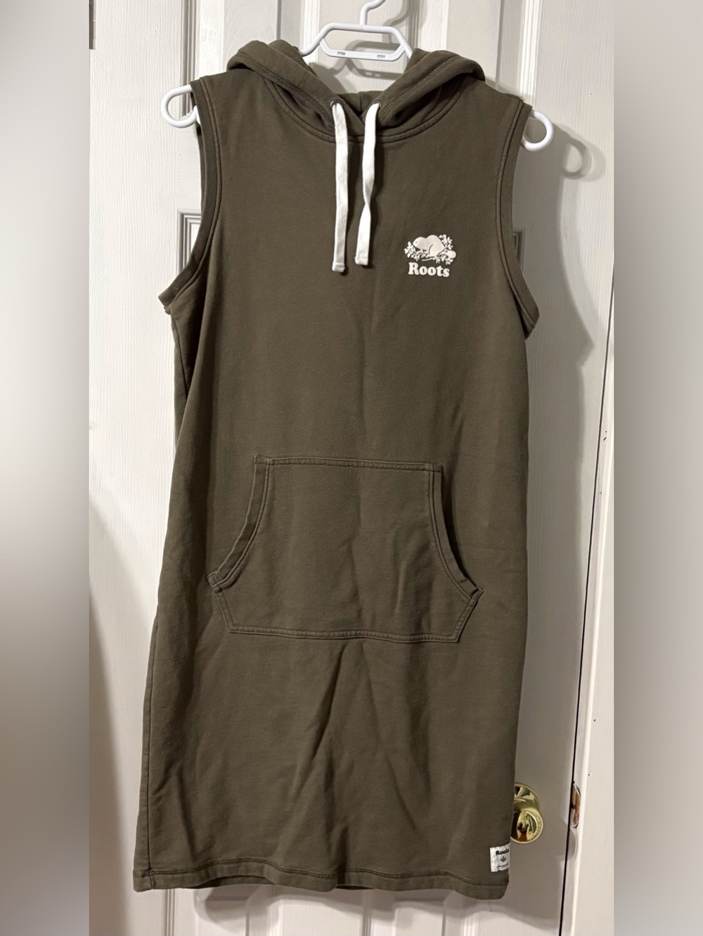 Women’s Roots Sleeveless Sweater Dress Olive Green Small